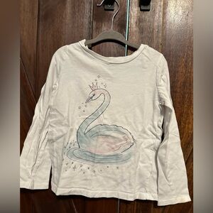 👚👚👚 BUNDLE 3 for 16 (long sleeve w/ graphics)Toddler Girl Long Sleeve Shirt